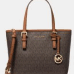 MK Handbags 35T9GTVT0B torba koja spaja luksuznu estetiku i svakodnevnu funkcionalnost